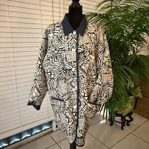 SAKS 5TH AVENUE SIZE LARGE 100% SILK JACKET